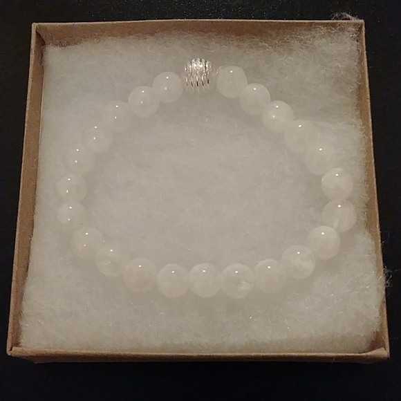 White Moonstone Bracelet - Picture 4 of 8